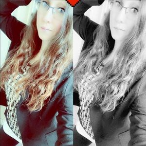 Meet your Posher, Maura